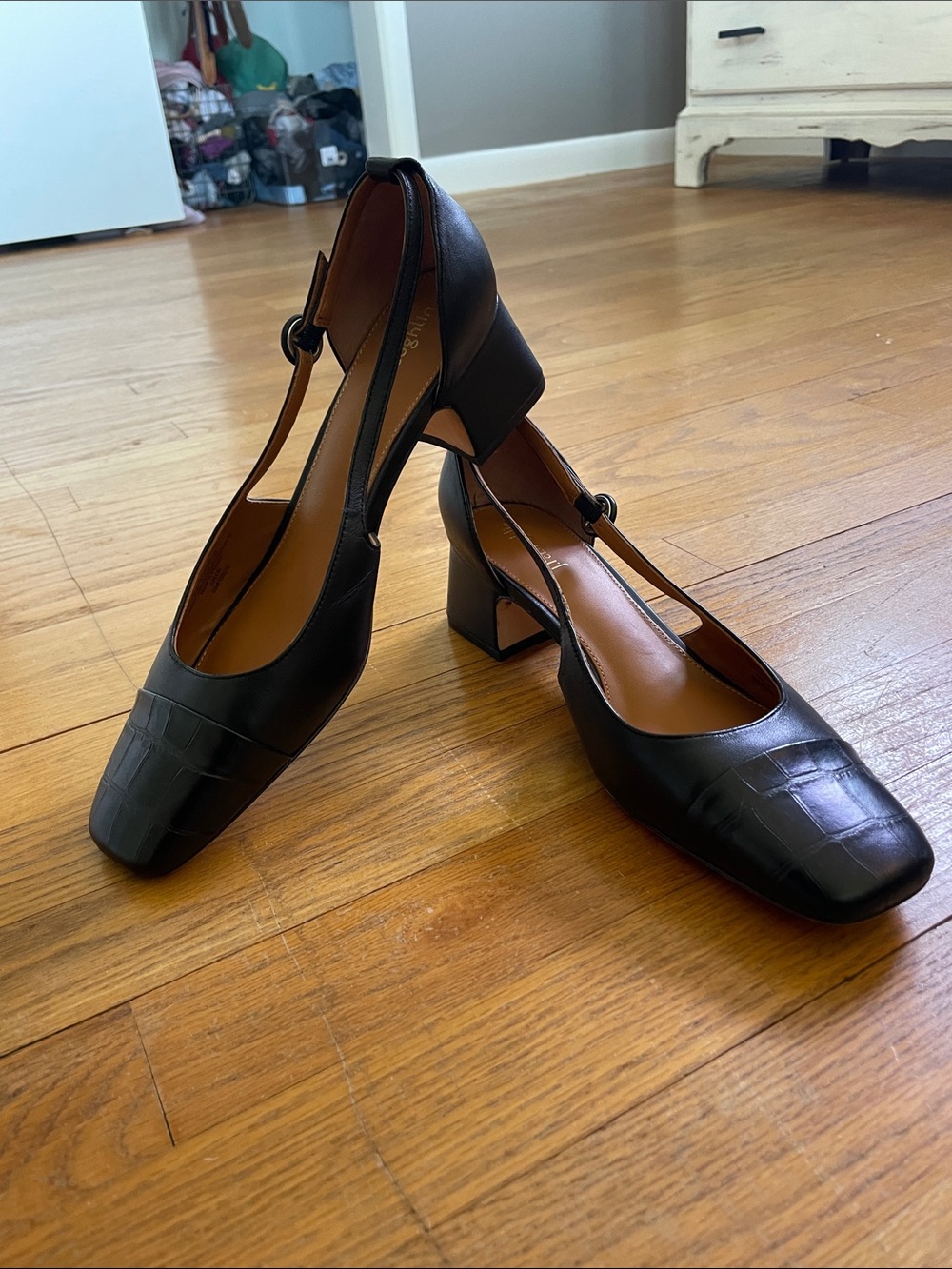 LIKE NEW- J McLaughlin Block Heel Pumps